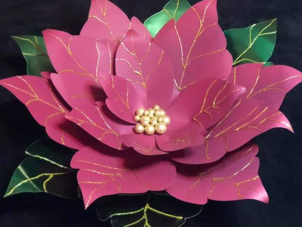 Flor de Nochebuena – Jades Floral Crafts